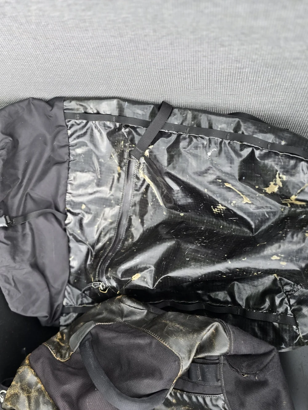 Patagonia Glossy Tpu Beat Up Black Bundle 3 Bags